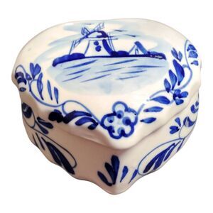 Handpainted Delft Blue D.A.I.C. China Condiment Server with Lid. Floral 3.5"